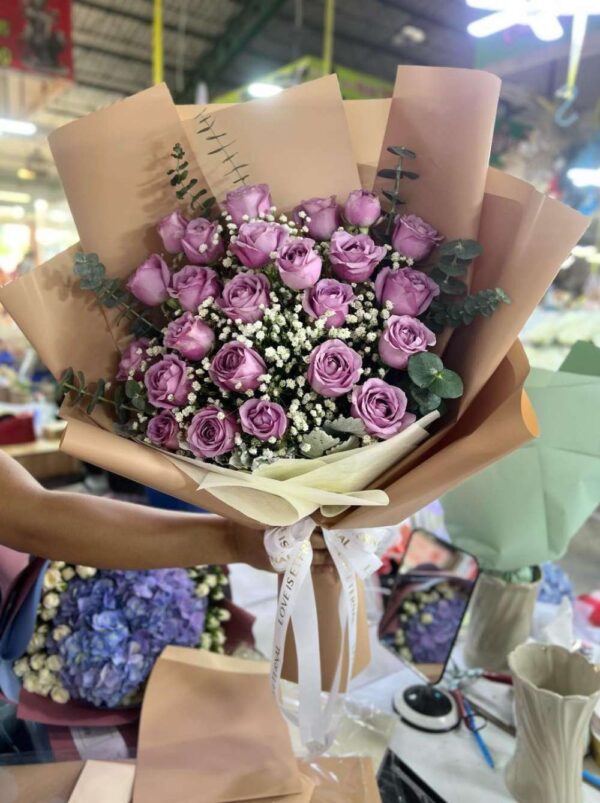 D06 ช่อเปิดหน้า 20 ดอก [กุหลาบนอก]