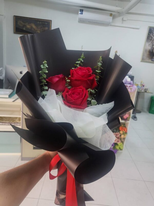 K084-ช่อดอกกุหลาบ ดอกกุหลาบแดง