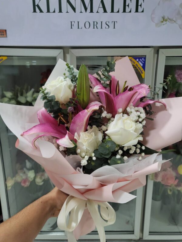 K096-ช่อดอกไม้ ช่อกลมดอกลิลลี่